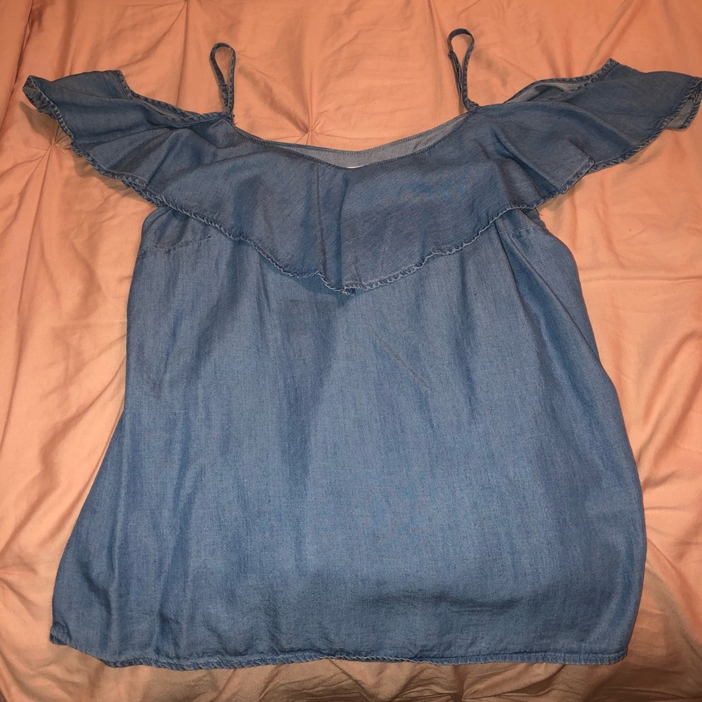 Adorable denim off the shoulder top